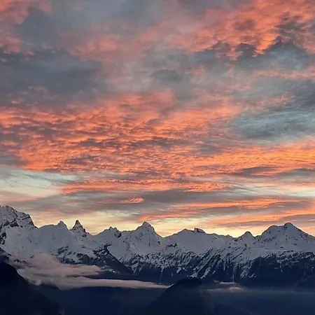 Stunning With Mountain Views